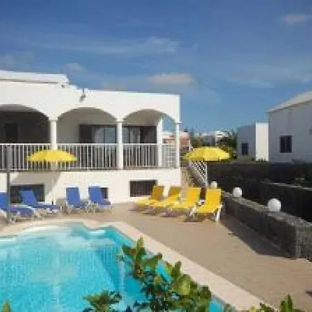 Playa Blanca Sleeps 12 Pool Wifi ヴィラ *